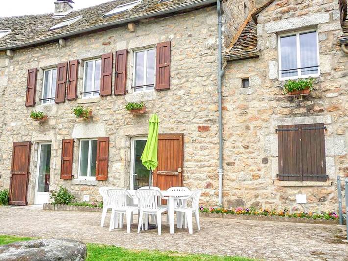 Gîte pour 4 personnes, avec Terrasse et Vue dans Arzenc-d'Apcher