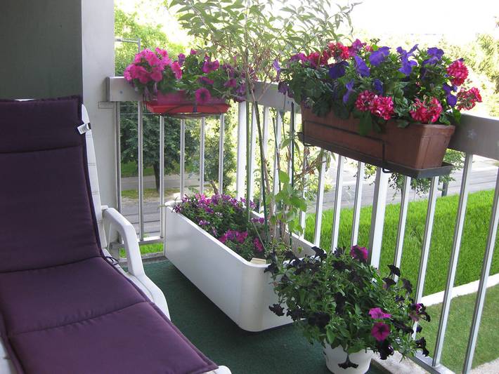 Chambre d’hôte pour 2 personnes, avec balcon et piscine