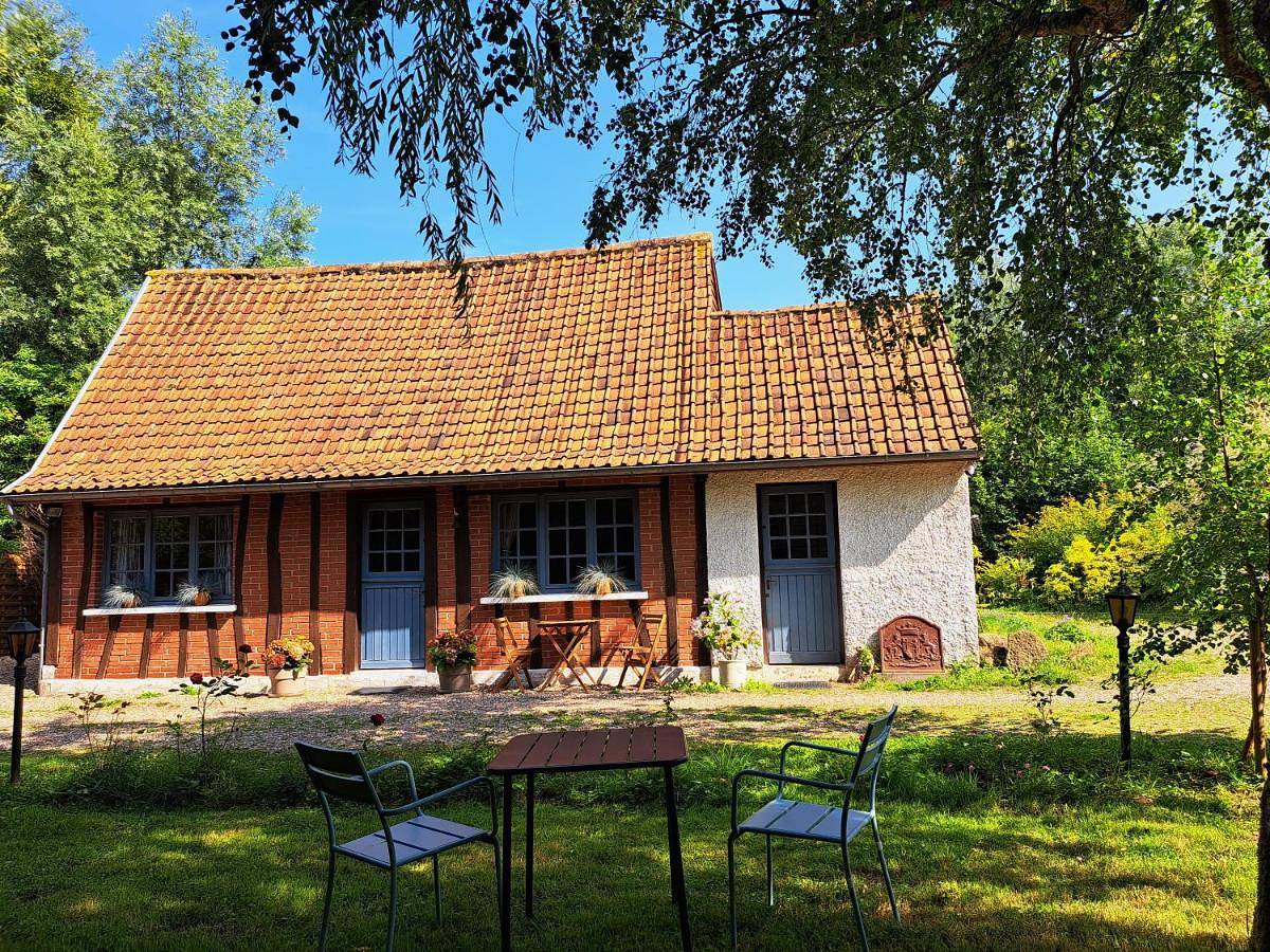Double Room in La Calotterie, Région de Montreuil