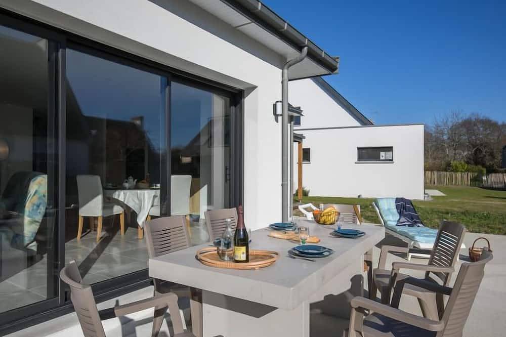 Ericaro by Interhome in Fouesnant, Côte de Cornouaille