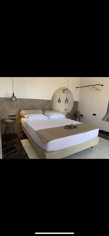 Gîte pour 3 personnes, avec piscine ainsi que terrasse et vue, adapté aux familles dans Chora (Ios) - 4