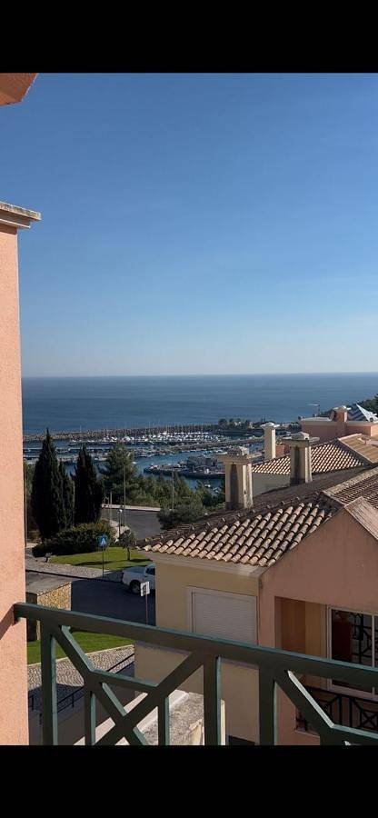 Maison d’hôte pour 2 personnes, avec jardin ainsi que terrasse et vue, animaux acceptés à Sesimbra - 3
