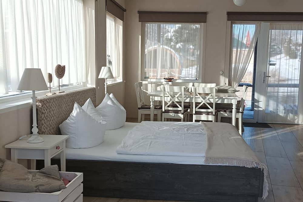 1. Schwimmendes Ferienhaus Möwe 1 - Schwimmende Ferienhäuser Gräbendorfer See in Laasow, Vetschau