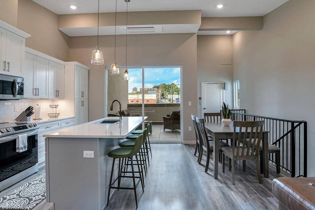 Vacation House for 6 Guests in Asheville, Blue Ridge Mountains