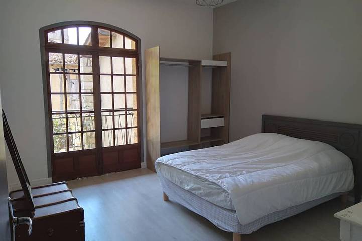 Gîte de vacances 2 à 8 pers.  Maison Rénovée Dans Village Gersois in Monfort, Gers