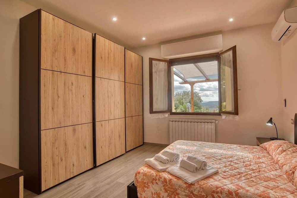 Graziosa casa con 2 camere da letto a Chianciano. in Chianciano Terme, Siena e dintorni