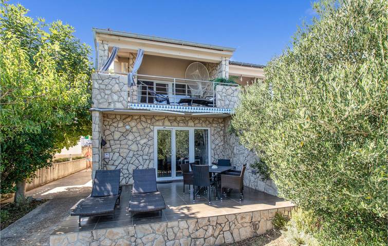 Ferienwohnung für 4 Personen, mit Terrasse, mit Haustier auf Pasman - 4