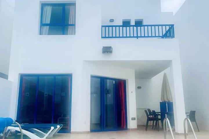 Villa for 6 people, with balcony and garden in Parque del Rey