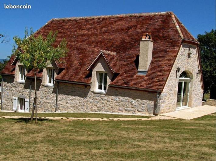 Location de vacances pour 12 personnes, avec Balcon et Terrasse ainsi que Jardin et Piscine à Autoire - 2