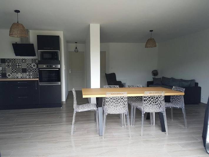 Maison de vacances pour 4 personnes, avec jacuzzi ainsi que jardin et piscine