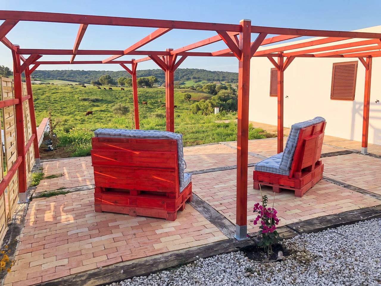 Charmantes Haus Montecote + Pool in San Ambrosio, Barbate