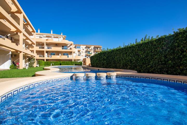 Holiday rental for 6 people, with garden and children pool as well as terrace and pool in El Palmar