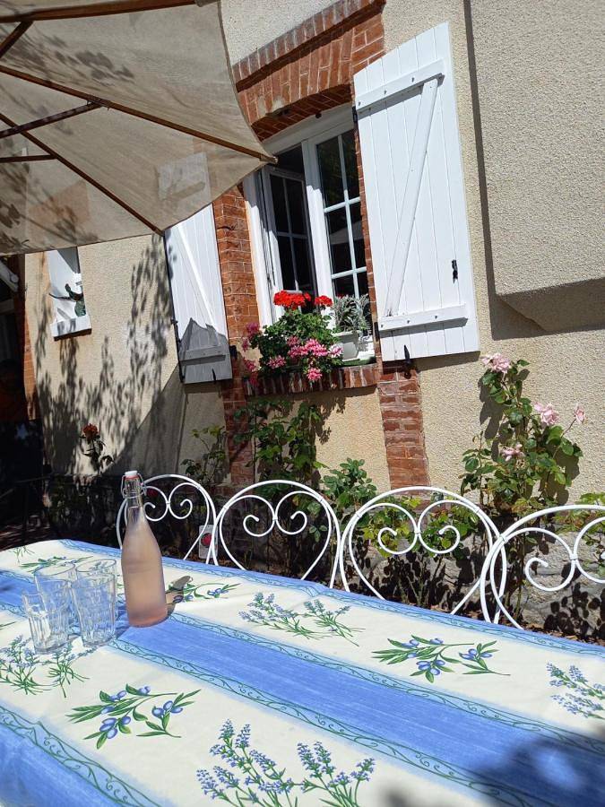 Location de vacances pour 8 personnes, avec jardin et vue dans Plage du Hôme - 2
