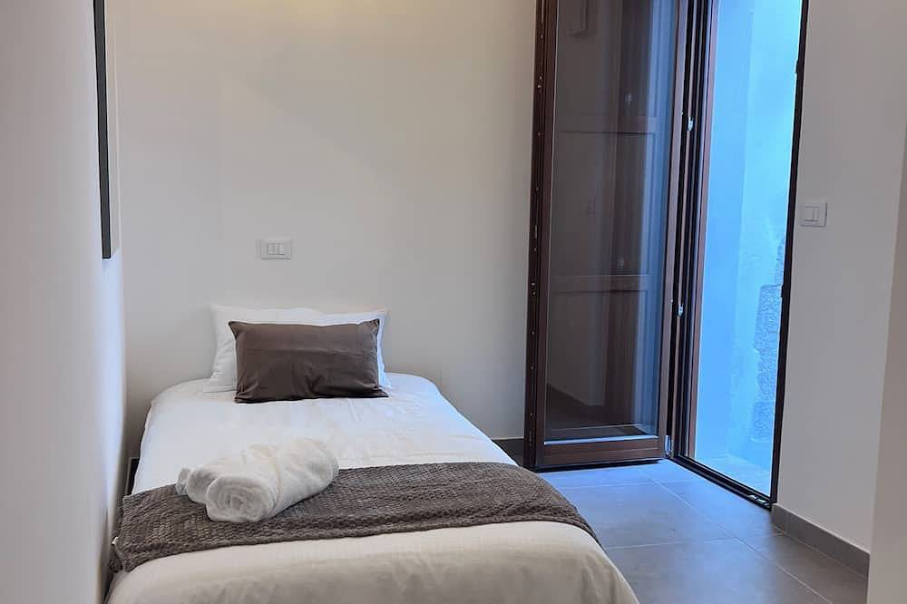 Appartamento intero, Cuore D'Aquila - Dimora nel centro storico con cortile privato in L'Aquila, Gran Sasso
