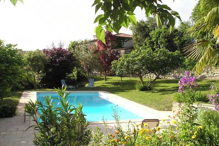 Location de vacances pour 6 personnes, avec Piscine à Dolmayrac (Lot-et-Garonne)
