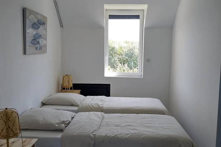 Location de vacances pour 6 personnes, avec jardin et terrasse à Surville - 2