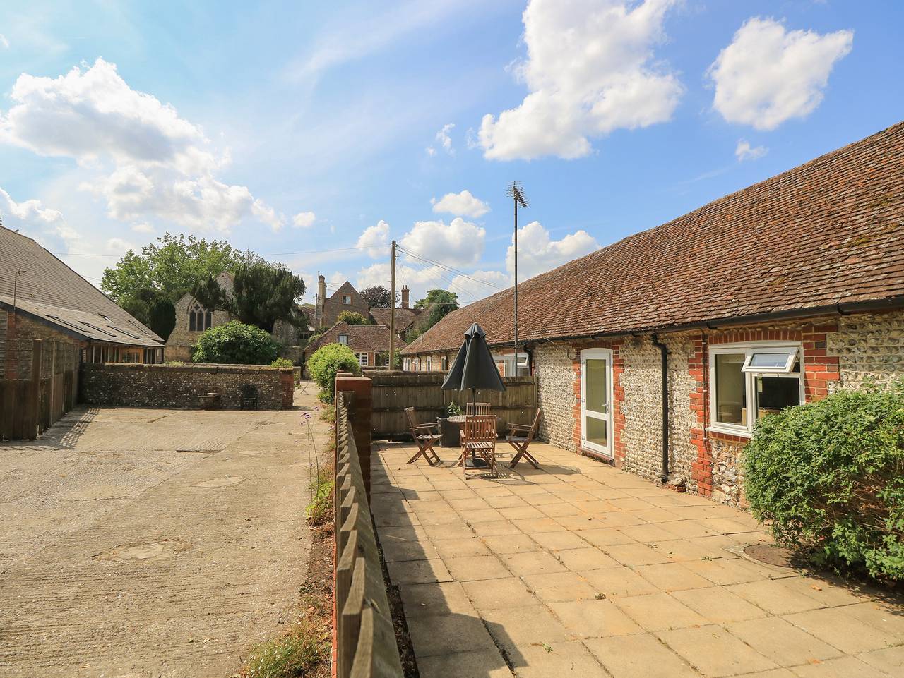 Byre Cottage 3 in Storrington and Sullington, South Downs