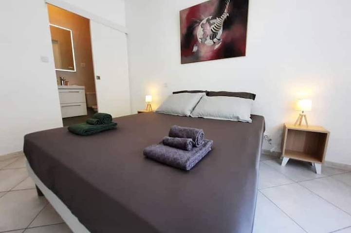 Location de vacances pour 8 personnes, avec terrasse et jardin dans Plage Coupereau - 2