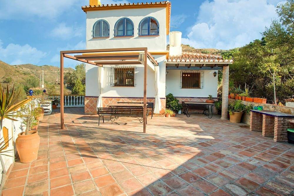 Casa Vacacional en Málaga con Piscina in Canillas de Aceituno, Provincia de Málaga