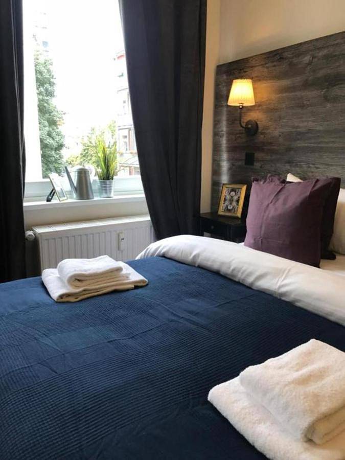Hamburg Room in St. Georg, Hamburg