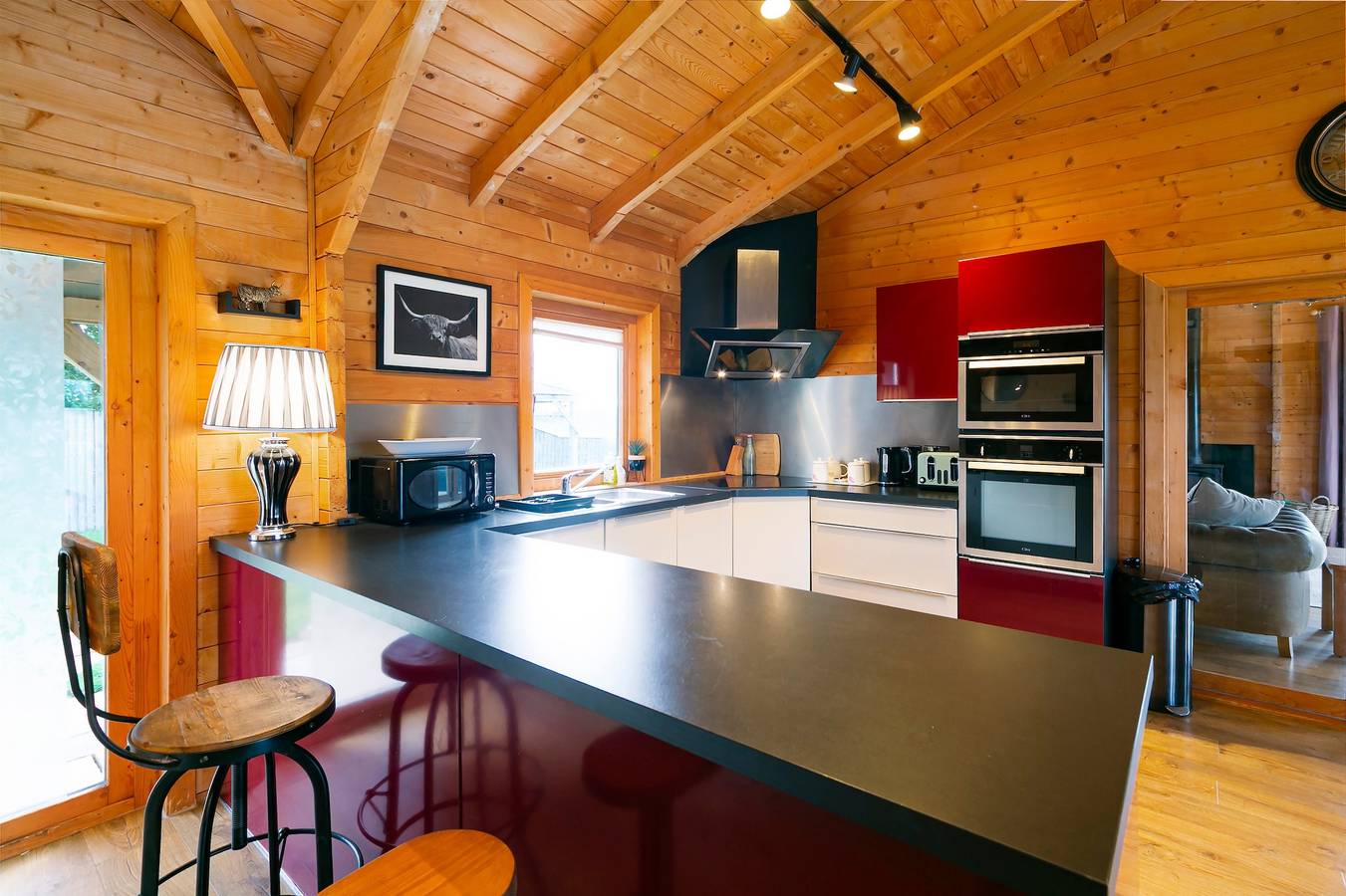 Sleeps6- Hot Tub- Pet Friendly- Log Burner in Yapham, East Riding of Yorkshire