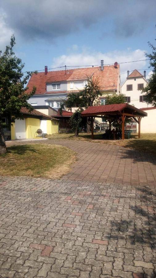 Gîte pour 4 personnes, avec vue et jardin à Wihr-au-Val - 3