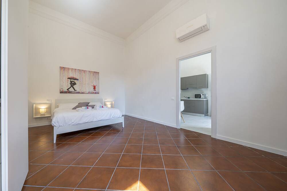 Entire apartment, [Free Parking] Wonderful apartment in Modena in Modena, Modena Province
