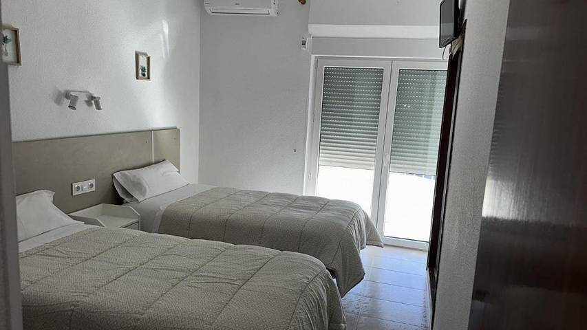 Hôtel pour 2 personnes, avec vue et terrasse dans La Marina - 3