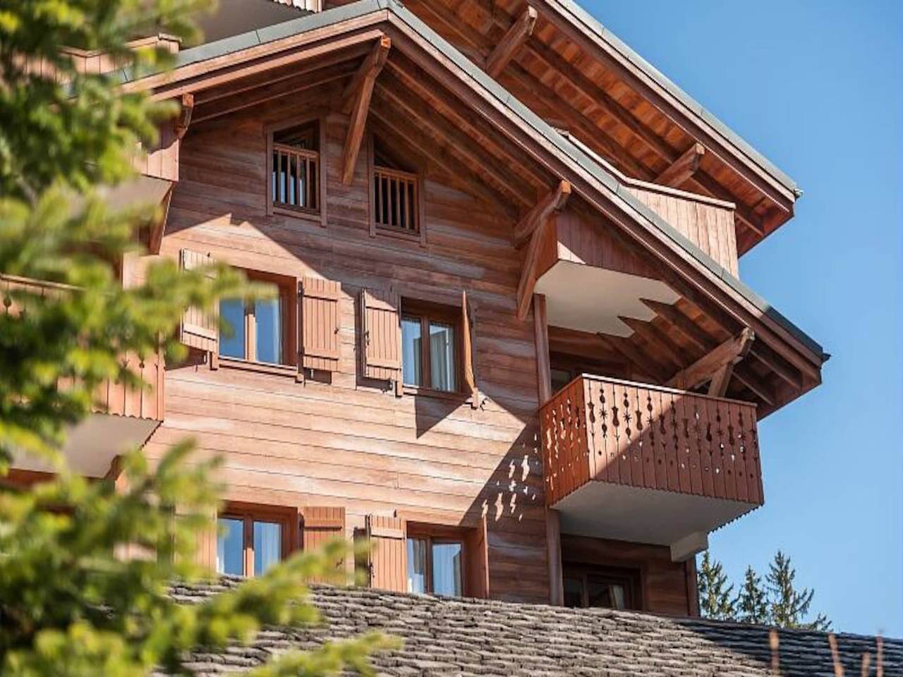 Appartement entier, Chalet à Carroz avec spa et accès ski in Les Carroz, Arâches-la-Frasse