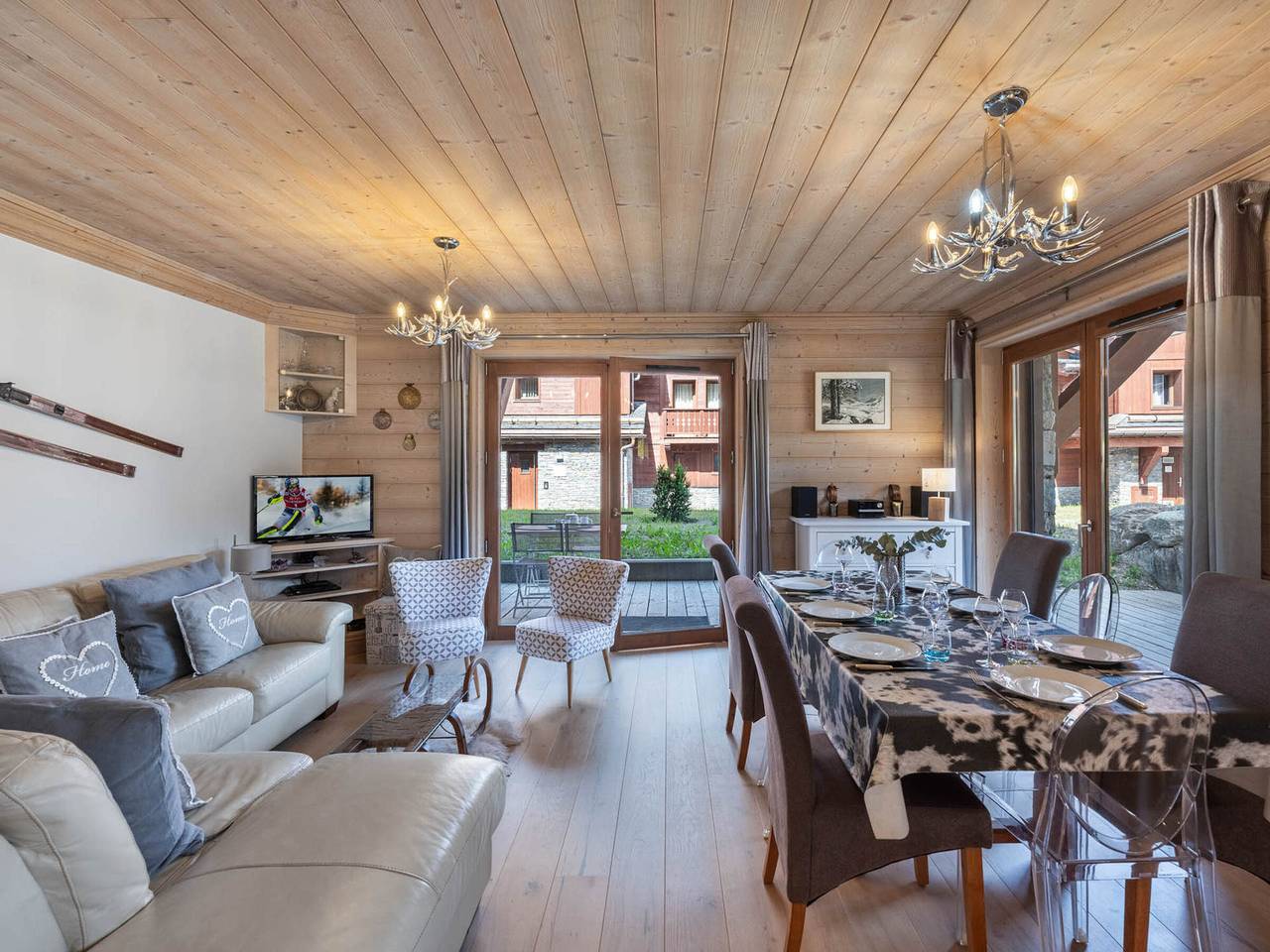 Ganze Wohnung, Familienwohnung in Courchevel mit Terrasse und überdachtem Parkplatz in Courchevel 1650 (Moriond), Saint-Bon-Tarentaise
