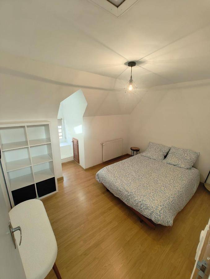 Location de vacances pour 10 personnes, avec jardin et vue dans Montsenelle - 2