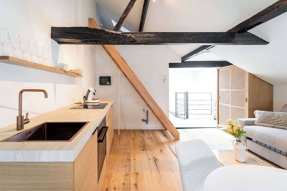Ganze Wohnung, Chic Duplex Steps from Grote Markt in Antwerpen, Antwerpen und Umgebung