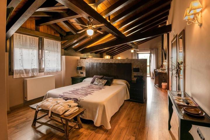 Casa rural para 3 personas, con Balcón y Jacuzzi además de Terraza y Jardín en Guipúzcoa