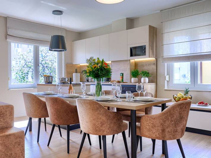 Ferienwohnung für 6 Personen, mit Terrasse und Garten in Novigrad