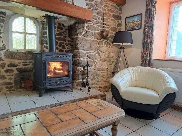 Steinhaus in Bretagne nahe Sandstränden in Landéda, Brest und Umgebung