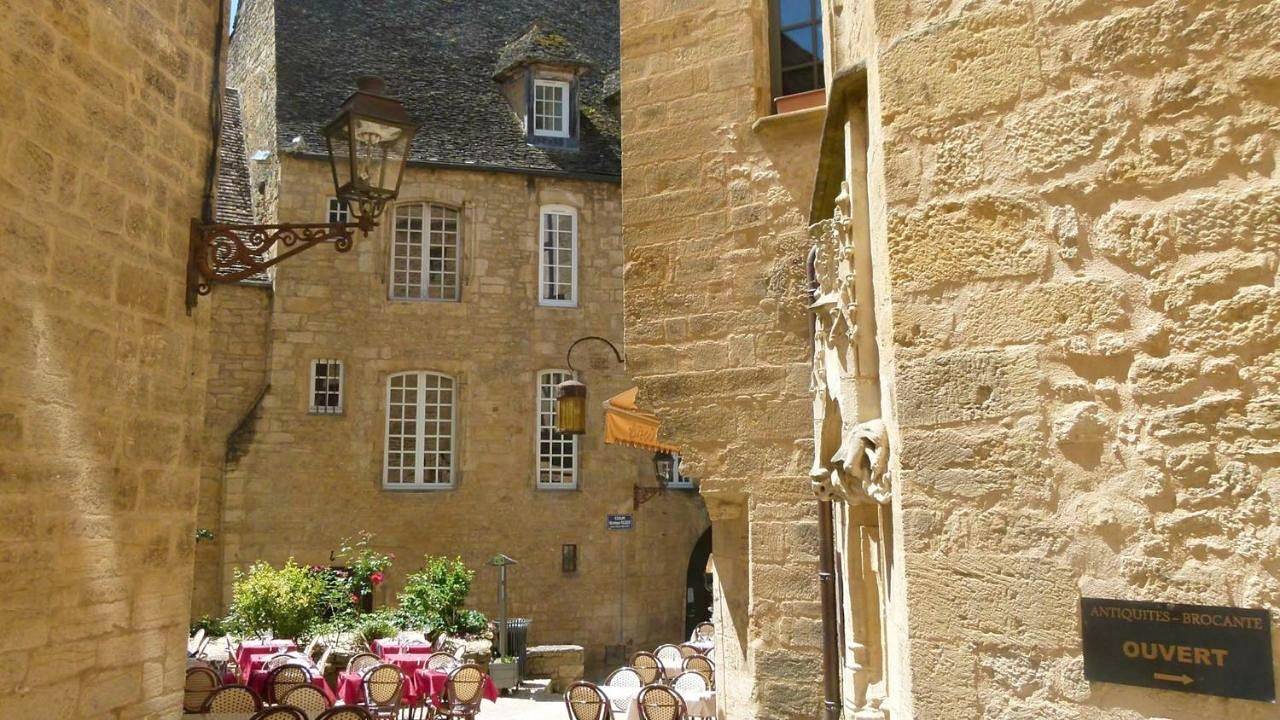 Appartement entier, Les Toits de Sarlat in Sarlat-la-Canéda, Périgord Noir