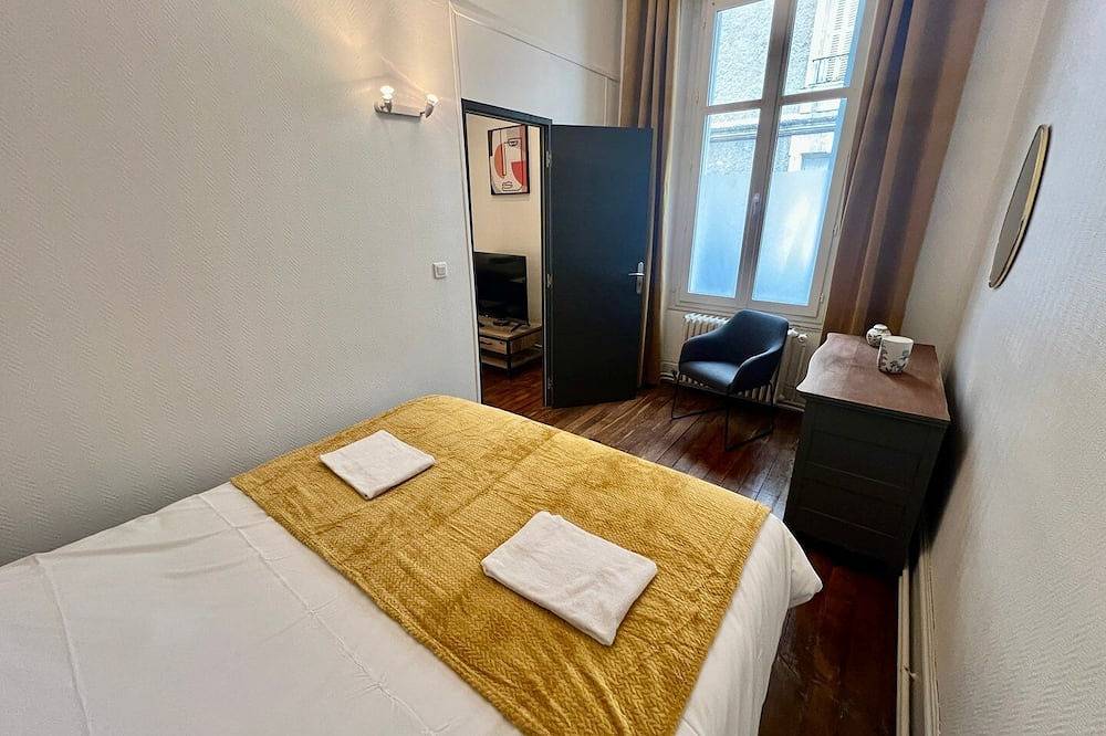 Entire apartment, 1 bedroom apartment in the city center in Poitiers, Vienne