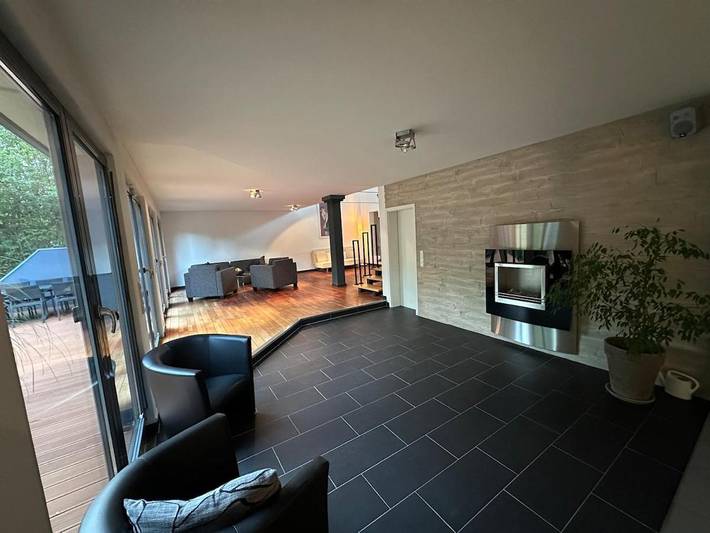 Villa für 12 Personen, mit Terrasse und Garten sowie Ausblick in Dieburg