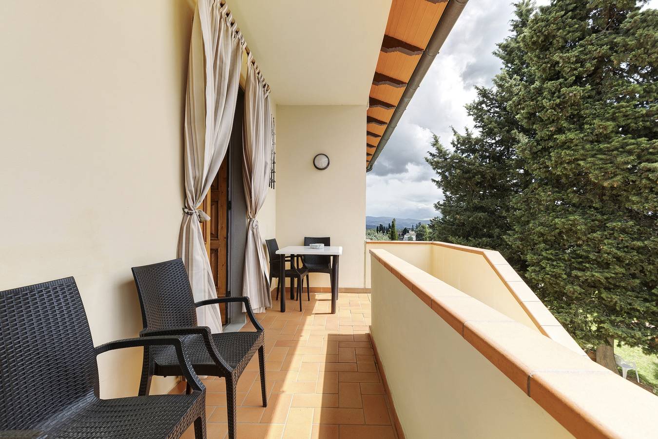 Ganze Wohnung, Ferienwohnung 'Un Oasi Di Tranquillità' mit Bergblick, privatem Garten und Wi-Fi in Tavarnelle Val di Pesa, Barberino Tavarnelle