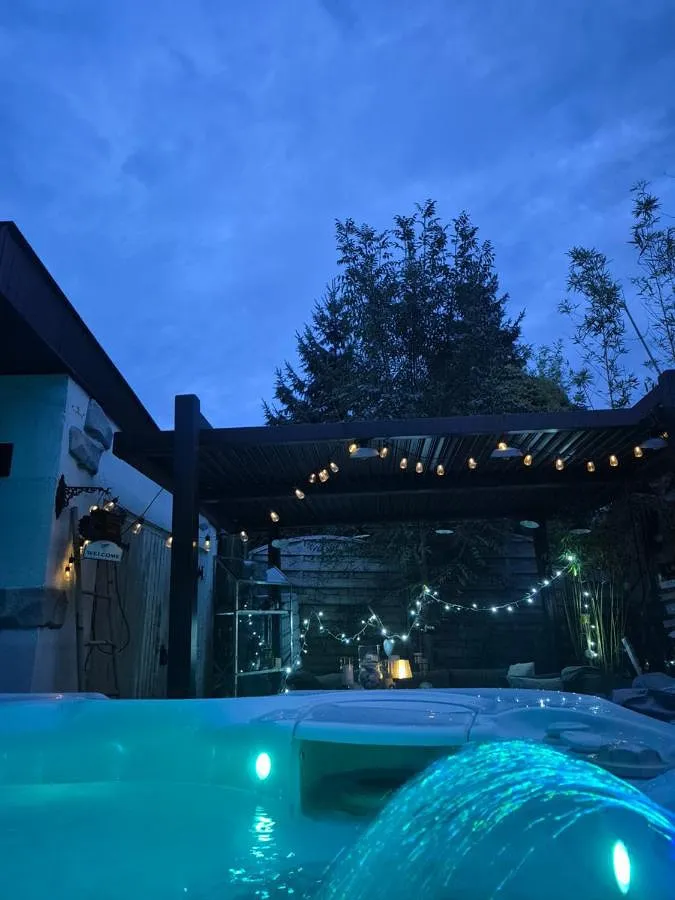 Ferienwohnung für 2 Personen, mit Ausblick und Garten - 1