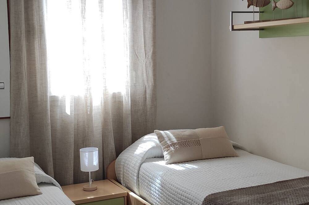House in Menorca 2 minutes walk from the beach in Arenal d'en Castell, Es Mercadal