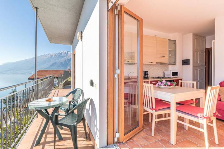 Gîte pour 2 personnes, avec vue sur le lac ainsi que jardin et vue à Domaso - 2