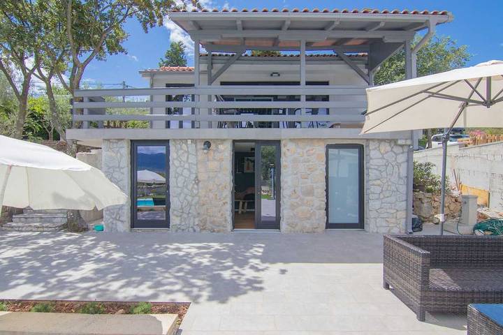 Villa für 5 Personen, mit Terrasse auf Krk - 2