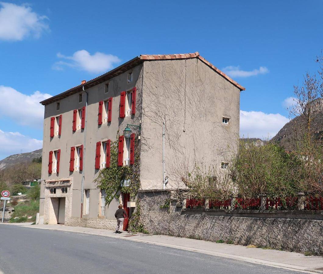 Appartement entier, Apartment in Tournemire, Parc naturel régional des Grands Causses