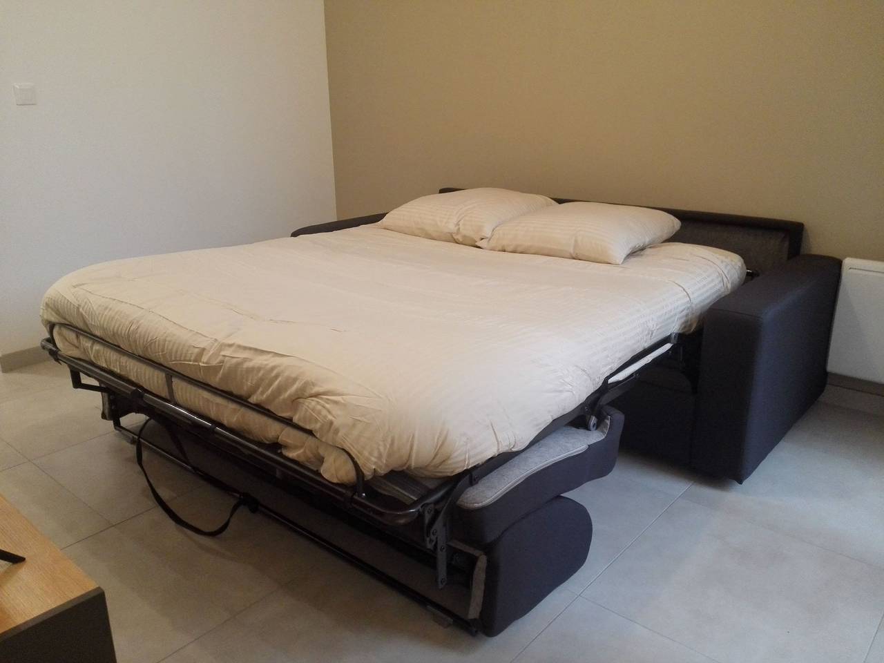 Appartement entier, Privathof Barbecue Stadtzentrum Voltaire in Saint-Quentin, Aisne