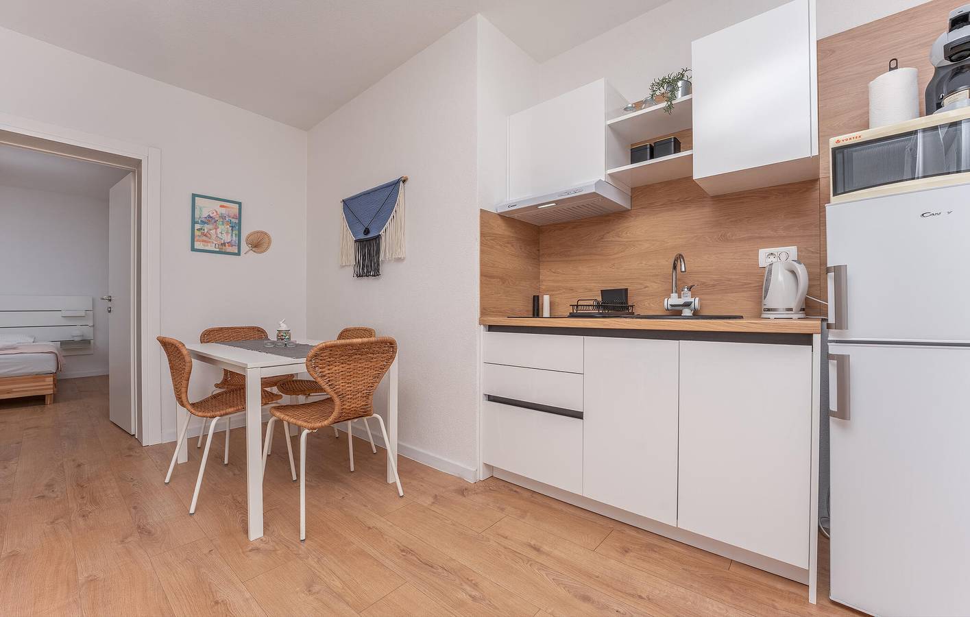 Entire holiday apartment, Holiday apartment for 4 people with terrace in Sveti Filip i jakov, Općina Sveti Filip i Jakov