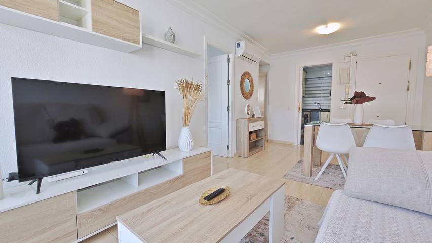 Entire apartment, Terrasol Franlou Vistas Al Mar in Torre del Mar, Vélez-Málaga