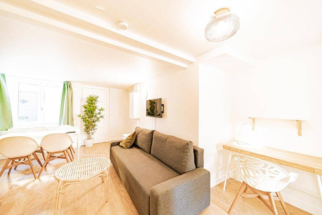 Appartement entier, Chez François-Appartement 4 pers-Saint Genis Laval in Saint-Genis-Laval, Lyon et ses environs
