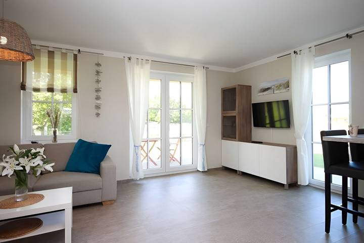 Ferienhaus für 4 Personen, mit Terrasse und Garten in Börgerende-Rethwisch - 2