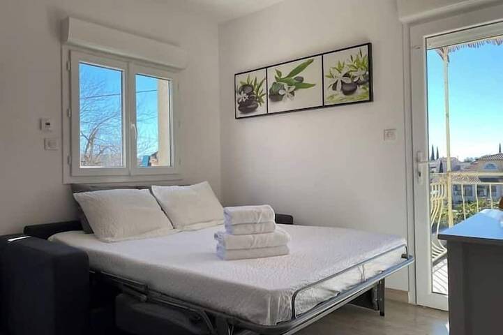 Location de vacances pour 6 personnes, avec jardin à Ribaute-les-Tavernes - 2